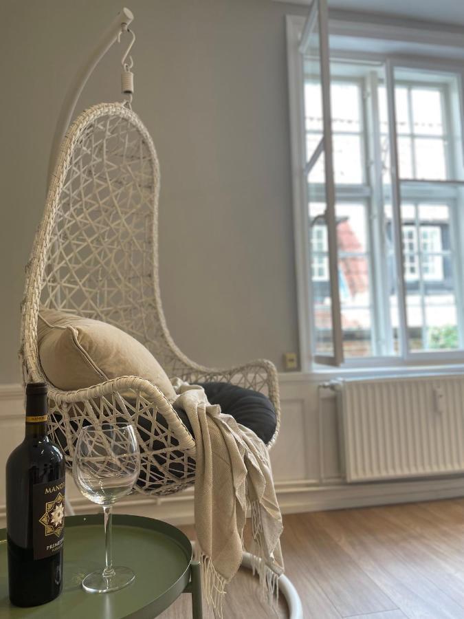 Ferienwohnung Marzipan - Im Herzen Der Altstadt, Historisches Gebaeude Mit Modernem Ambiente, W-Lan Любек Экстерьер фото